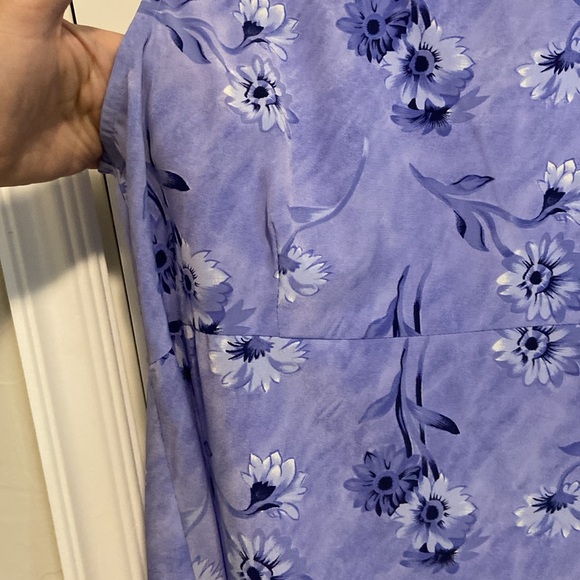 Floral dress with jacket - Picture 7 of 7